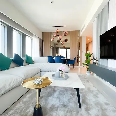 Luxury Burj Royale Apt Balcony Burj Khalifa View Dubai Exterior photo